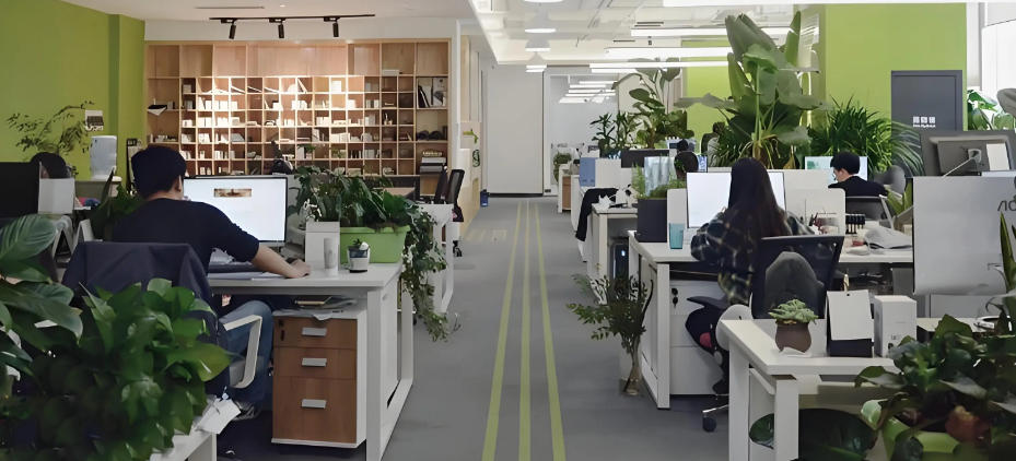 四叶城化妆品专卖店轮播图1