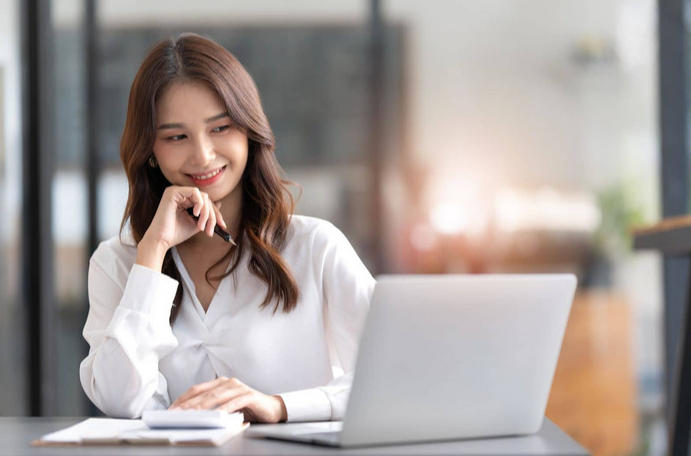 四叶城化妆品专卖店轮播图2